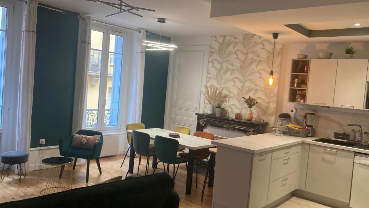 Chambre En Appartement Haussmannien En Centre Ville Σαιντ-Ετιέν Εξωτερικό φωτογραφία